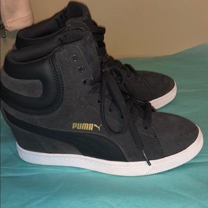 Puma Gym shoes